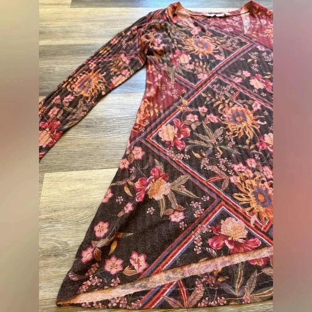 SOFT SURROUNDINGS Alisanna Tunic Top Women Size M (10-12) Coral Floral - Picture 3 of 10